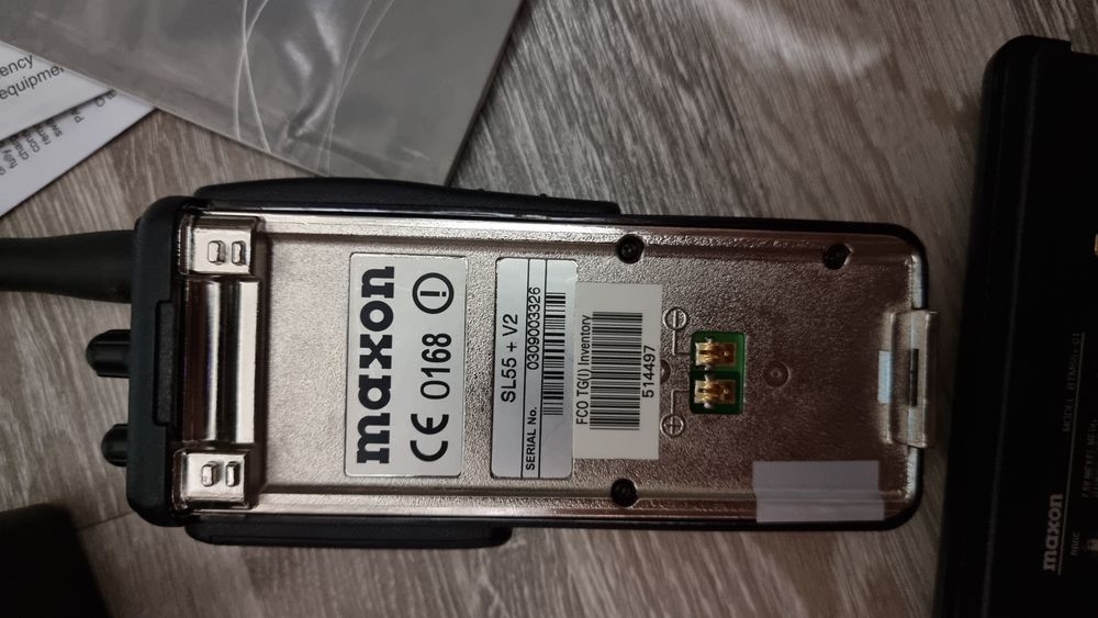 Продам рацию maxon sl55 + v2