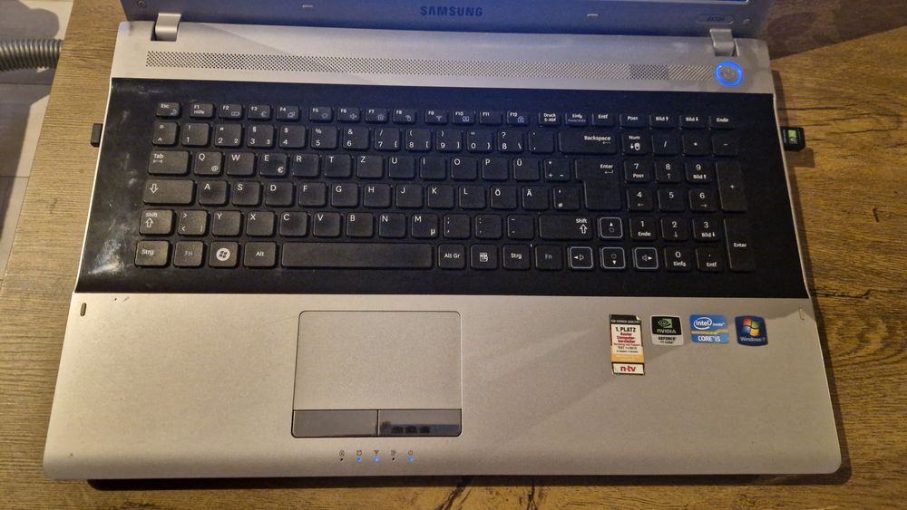 Laptop Samsung RV720 17.3" Intel Core I5