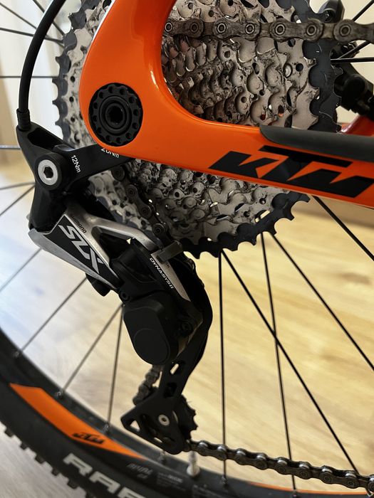 Bicicleta mtb ktm myroon alpha carbon