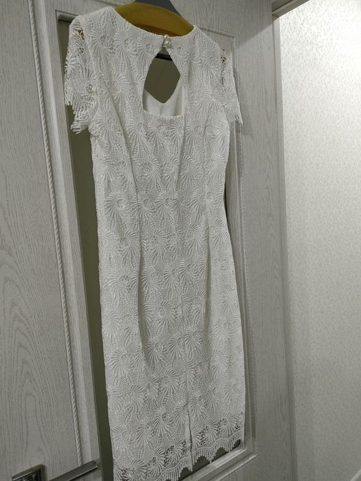 Продам платье 48р