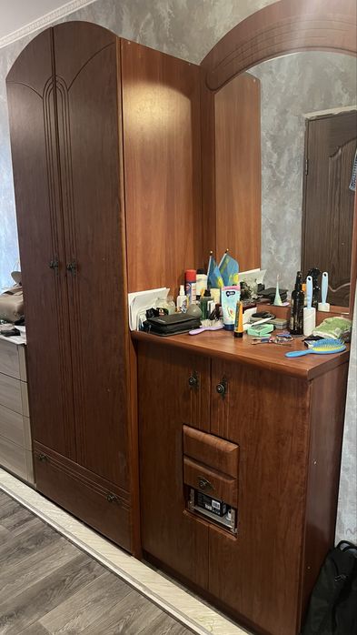 Прихожка - шкаф, комод, вешалка