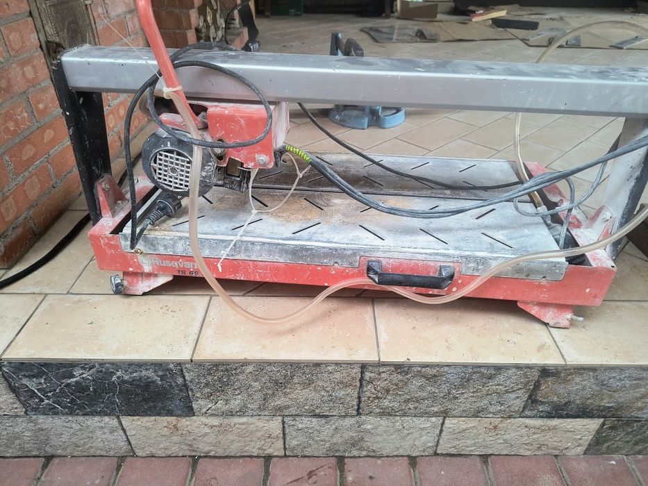 Mașina tăiat gresie cu apa Husqvarna TS 66 r