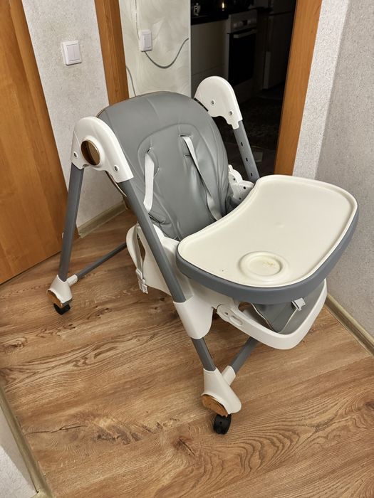 Стульчик детский для кормления