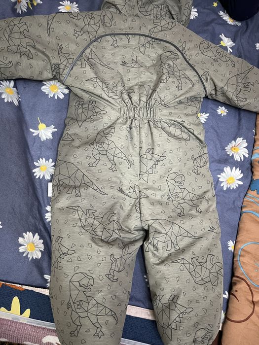 Продам комбинезон детский