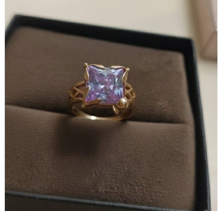 Продаю золотые кольца