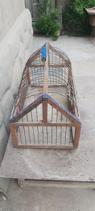 Клетка для птиц.