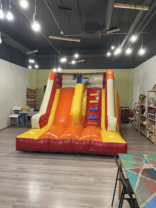 Locuri de joaca gonflabile de inchiriat pentru petreceri private