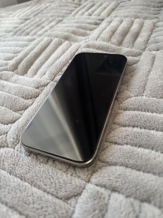 Продается Iphone 16 pro