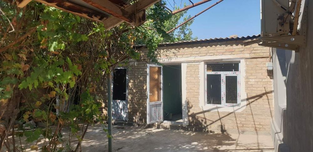 Uy hovli yashashga tayyor