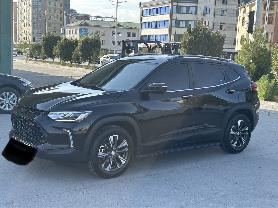 Tracker 2025 yil