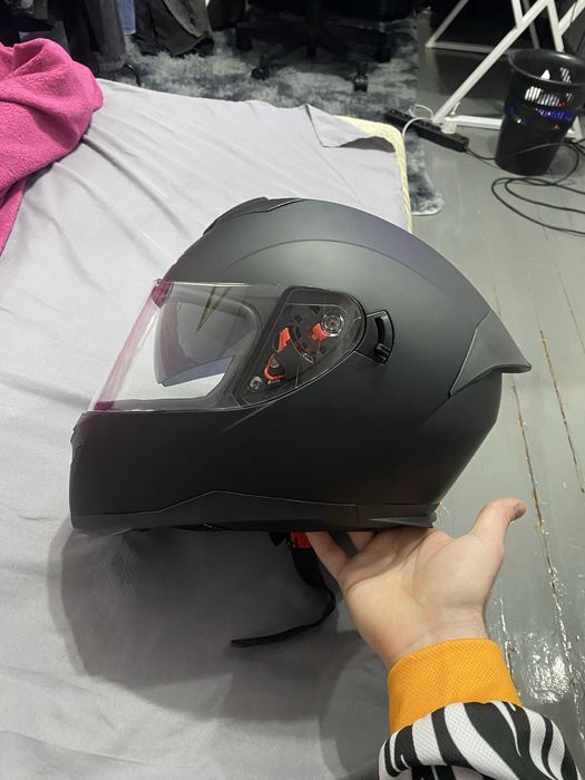 Шлем мотоциклетный