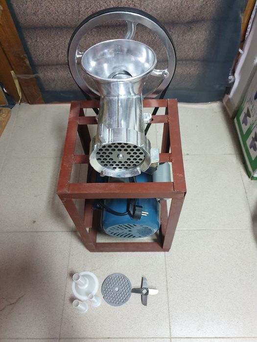 Месомелачка алуминиева 32 с монофазен двигател