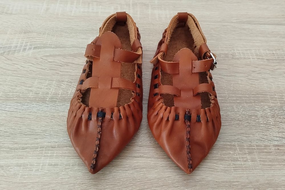 Цървули от естествена кожа