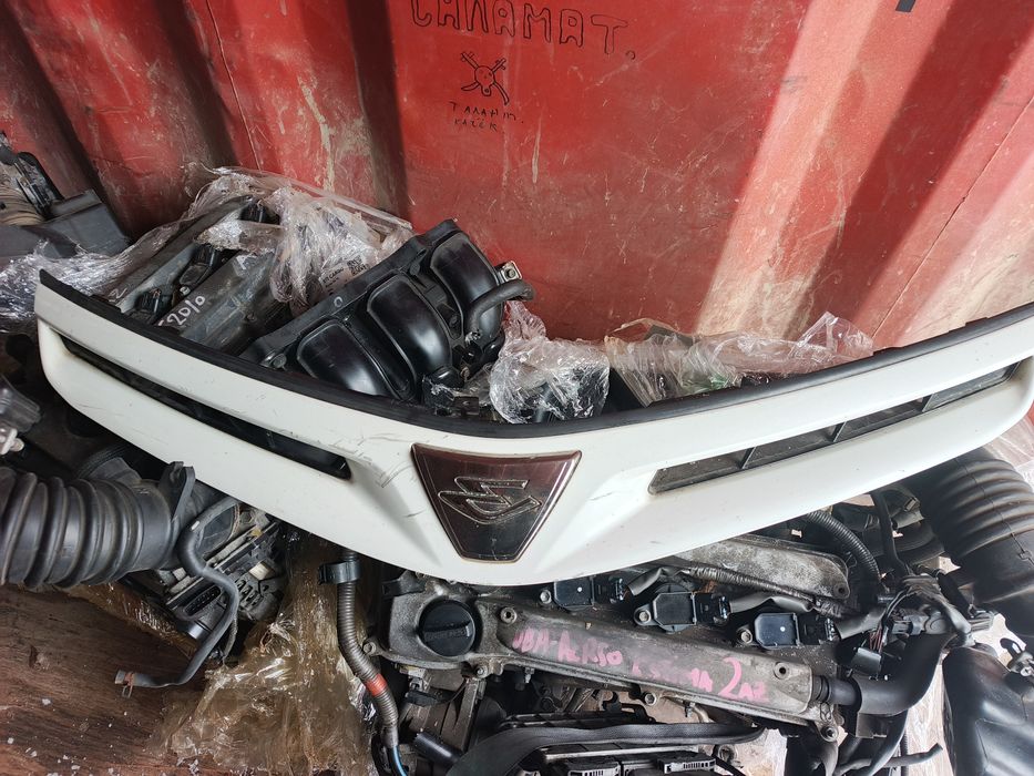 Решётка радиатора Эстима Эстима