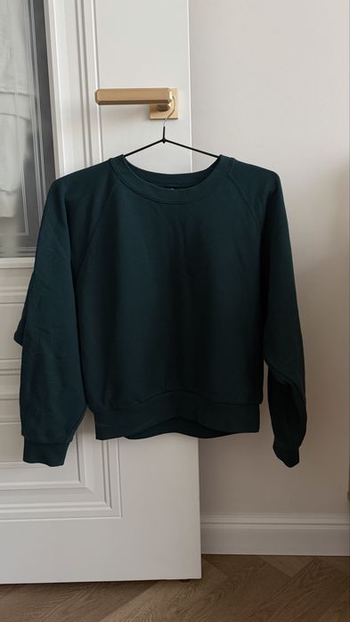 Свитшот укороченный Uniqlo