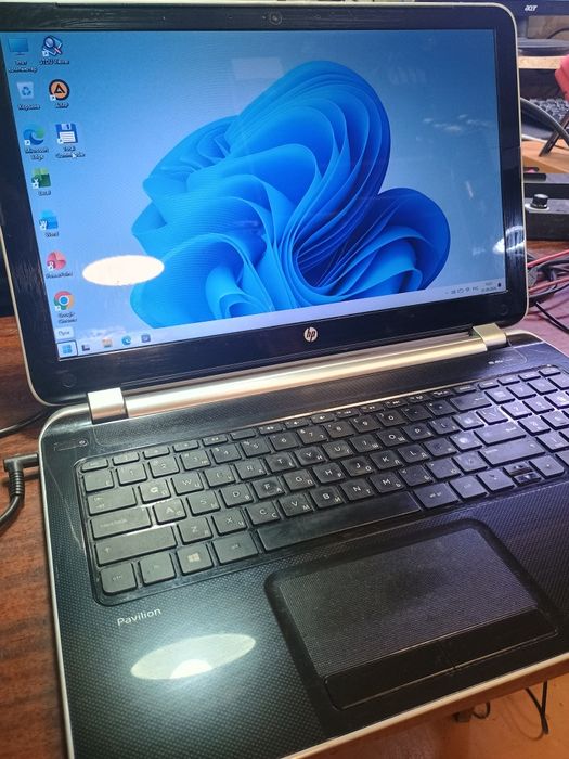 Продаётся ноутбук HP Pavilion 15-n221sr