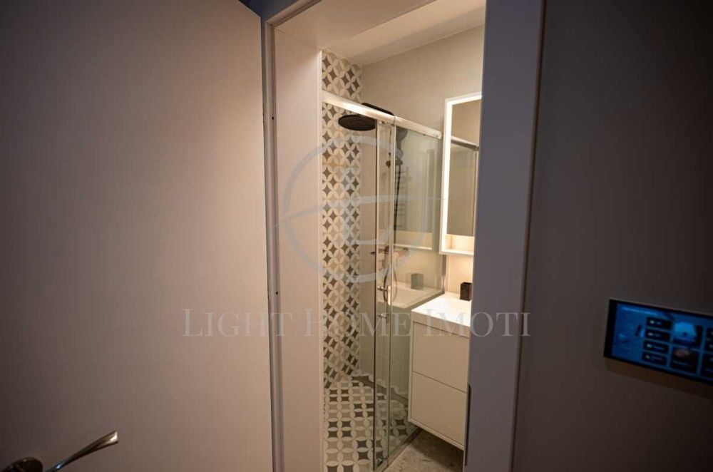 Продава се Двустаен апартамент в Пловдив, Център - 71 кв.м за 1121 €/кв.м - Снимка #7
