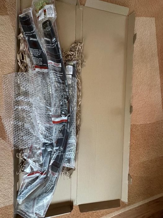 Deflectoare geamuri rav 4 2005-2012