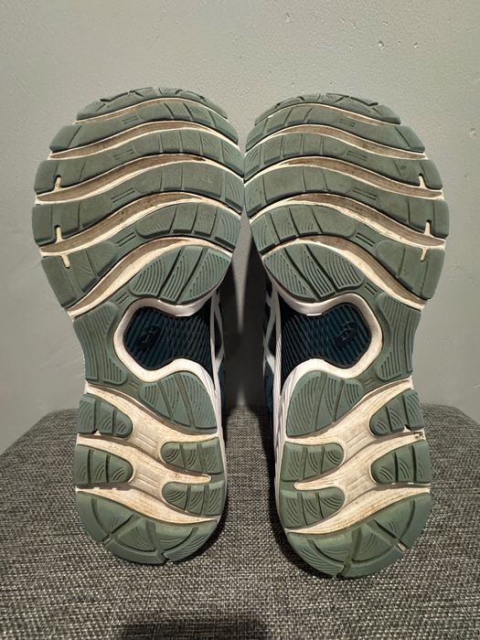 ASICS GEL-Nimbus 22.