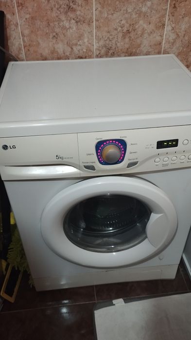 Продам стиральную машину