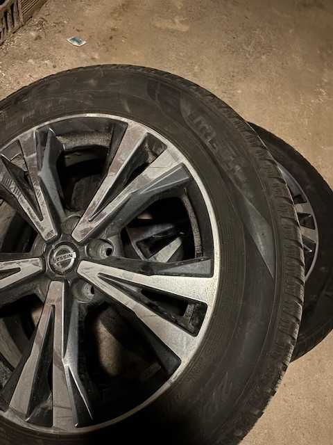 Продавам 4бр. оригинални джанти, комплект със зимни и летни гуми