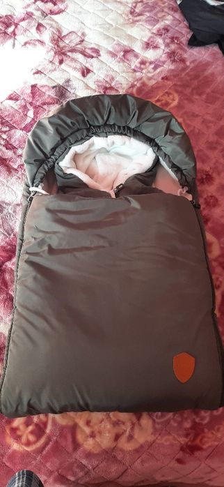 Продам комбинезон 2 в 1