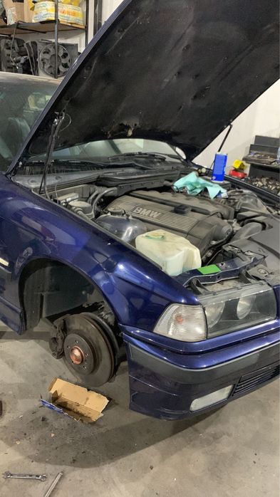 BMW E36 Compact 323ti automat