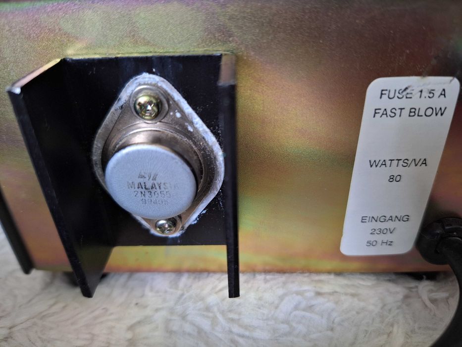 Sursa profesionala stabilizata Techtron SP-602 13,5V 2/4A DC camping