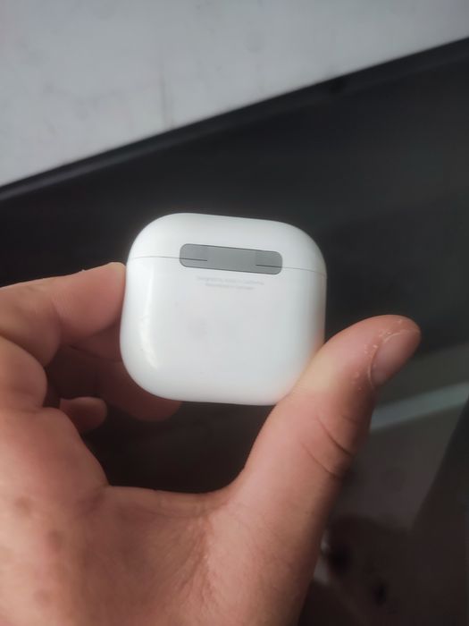 AirPods 4 оригинални
