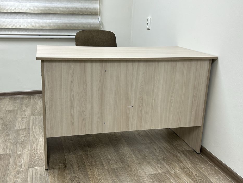 Офисный стол торг есть