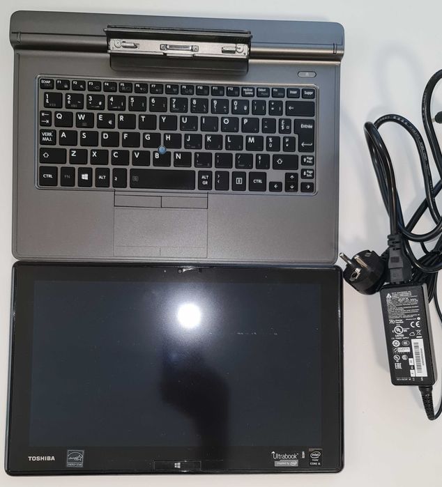 Laptop diagnoza auto Toshiba Portege cu Windows 10 Pro