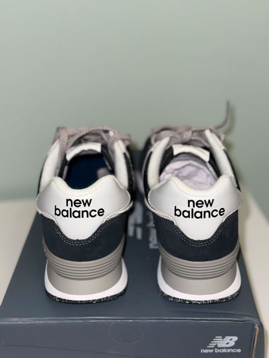 Новые оригинальные кроссовки New Balance 574