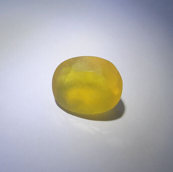 Опал - 5.30 карата, овал