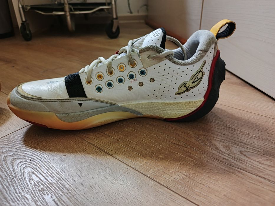 Баскетбольные кроссовки Li-Ning all City 13 размер: US-9.5.  мм- 270