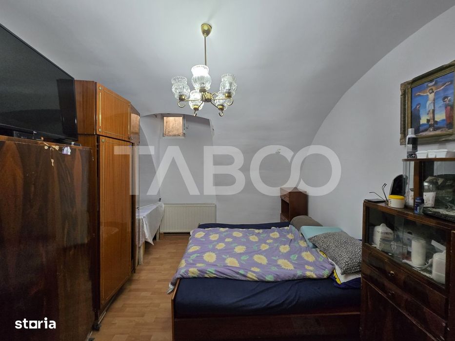 Garsoniera de vanzare decomandata 29 mpu zona Centrul Istoric Sibiu — fotografia 3