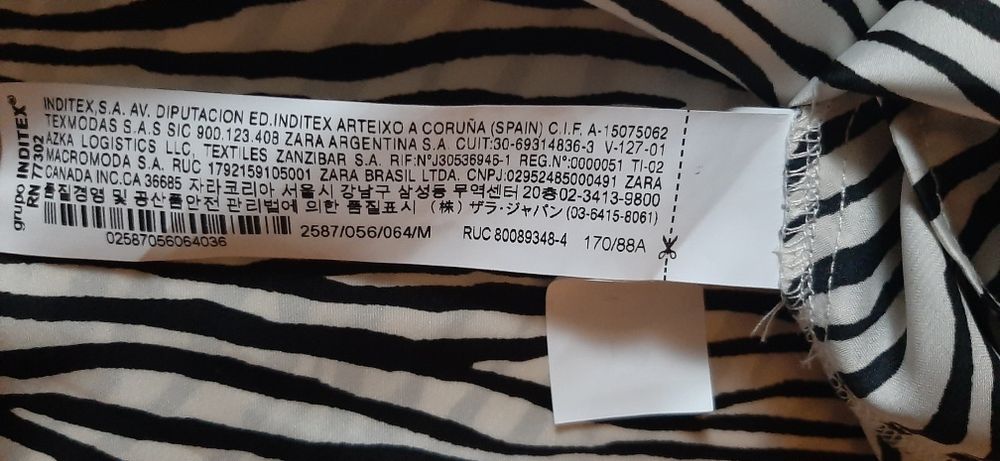 Cămașă  Zara marimea M ,model mai larg