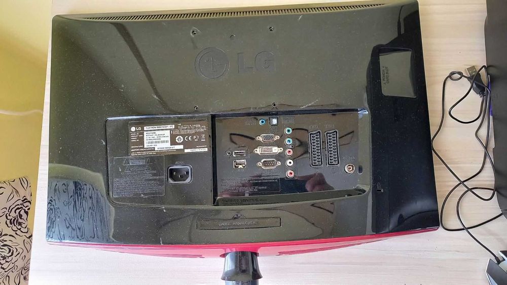 Монитор LG 24 инча