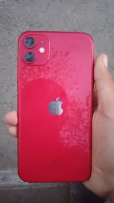 iPhone 11 128GB Red СРОЧНО