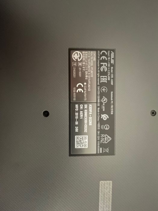 Leptop Asus procesor i 7