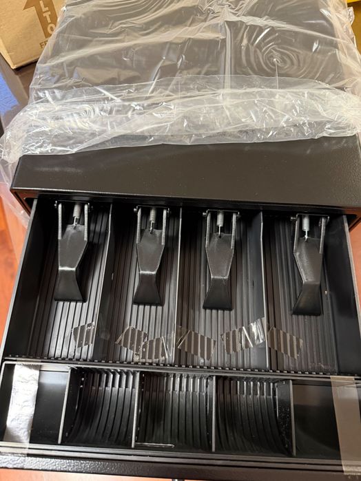 Сейф за пари,чекмедже