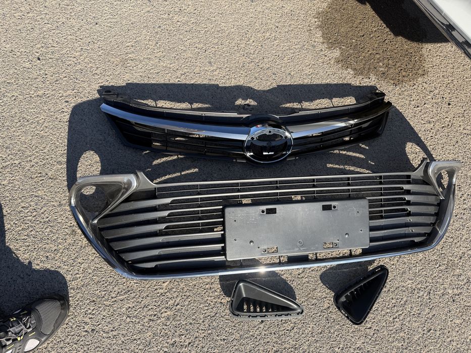 Toyota camry 55 европеец решетка