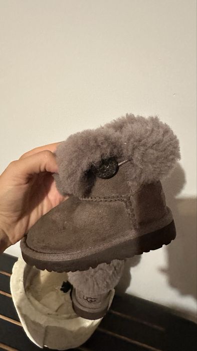 UGG Saniya Shearling Mini Baby 22,5 EU