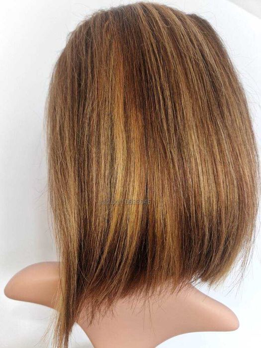 Естествена медено руса перука със светли кичури и дантела 13х4