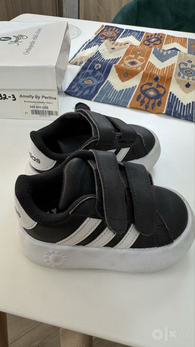 Детские кроссовки adidas