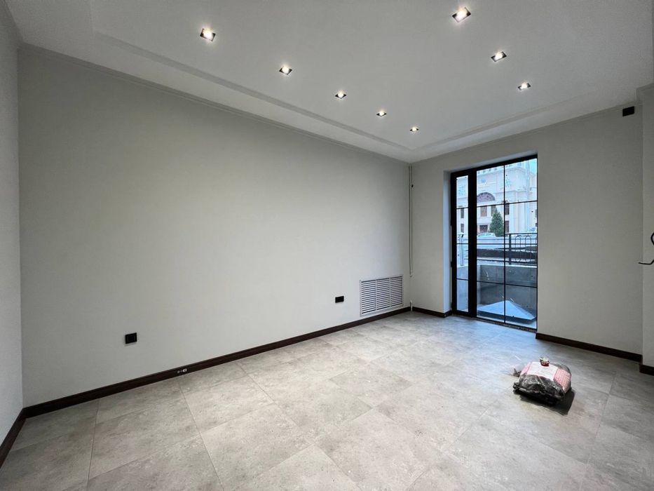 Next Бабура | 60кв - нежилое помещение вдоль дороги Аренда