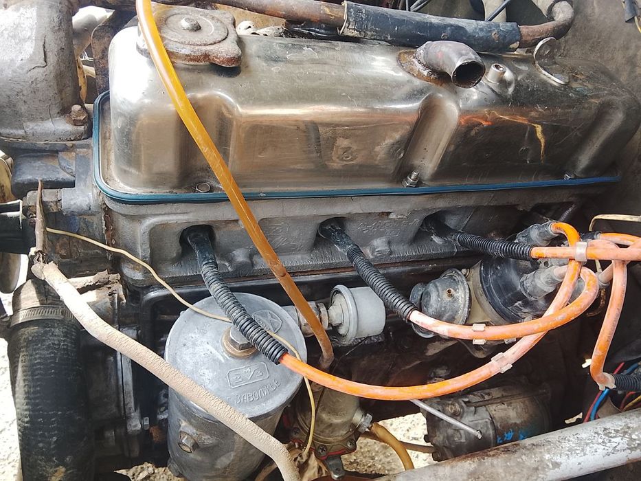 Uaz sotiladi holati yaxshi