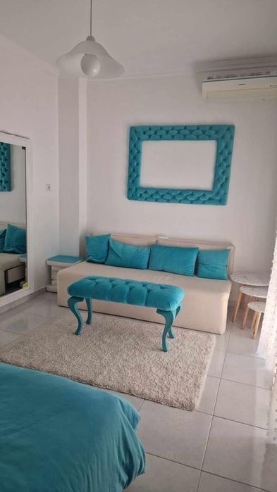 Продава се Едностаен апартамент в София, Център - 32 кв.м за 2125 €/кв.м - Снимка #2