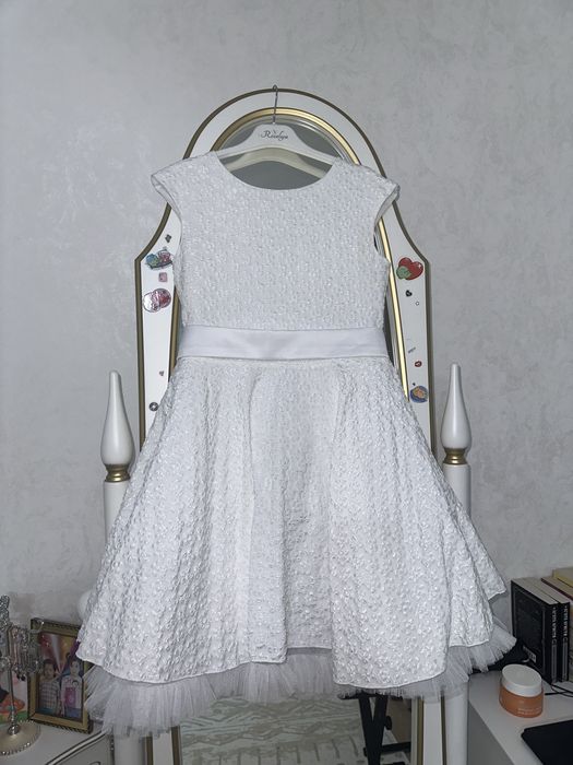 Платье для девочки белое