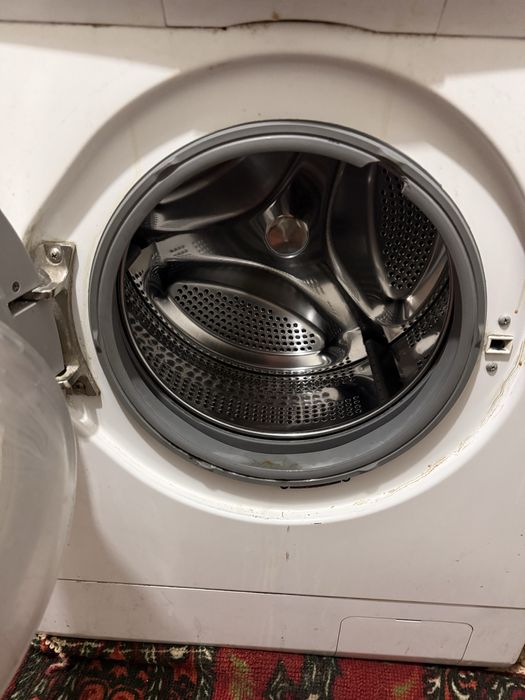 Продается стиральная машина б/у