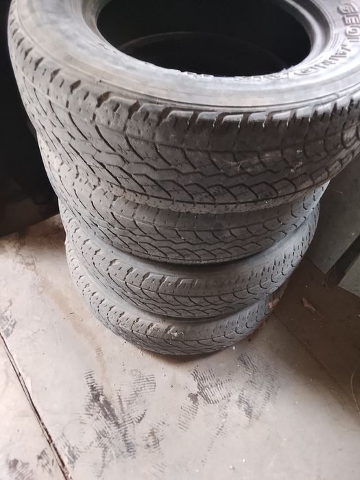 Шина бу в хорошем сост.